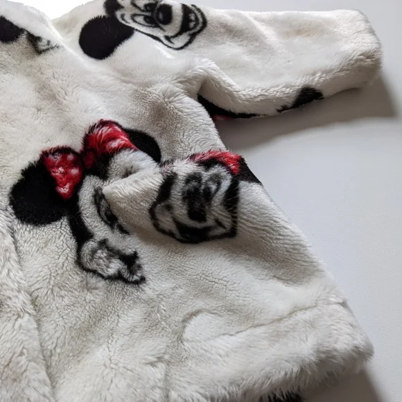 VERY RARE Kid's Vintage 1992 Disney Apparence Mickey & Minnie Faux Fur Coat - Picture 11 of 15